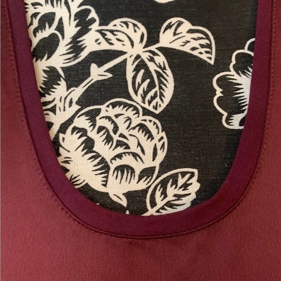 OLIVACEOUS women's tank sleeveless blouse medium maroon NWT - Picture 7 of 10